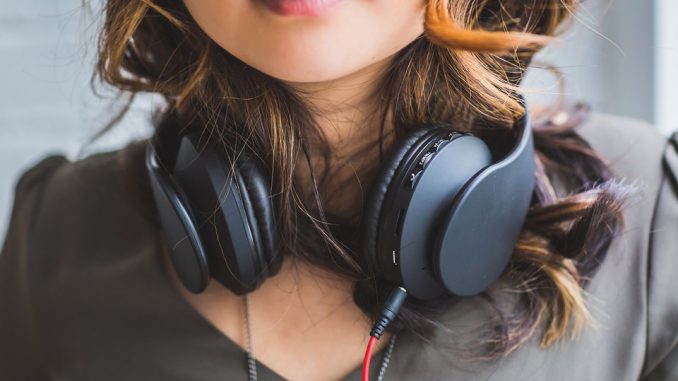 1 The Best Headphones for Under 100