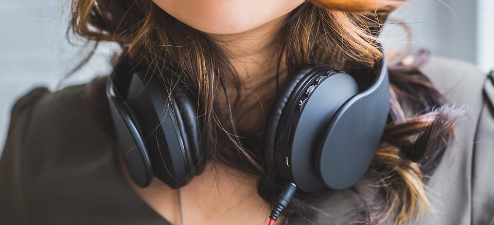1 The Best Headphones for Under 100