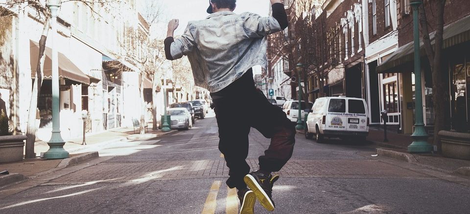 2 Trending Clothing of Today’s Hottest Hip-Hop Artists and Best Rappers