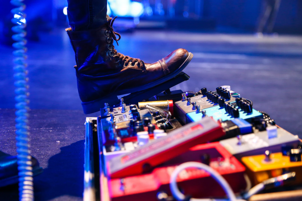 great-gift-ideas-for-music-enthusiasts-otbva